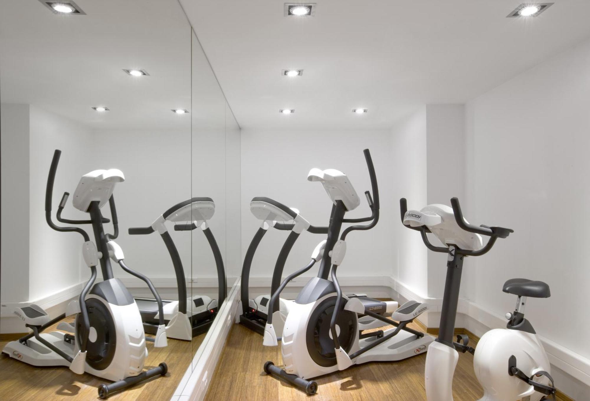 Hotel Aqua By Happyculture Saint-Gilles Ngoại thất bức ảnh